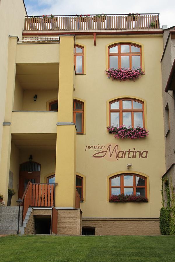 Penzion Martina**** Lanskroun Exterior photo